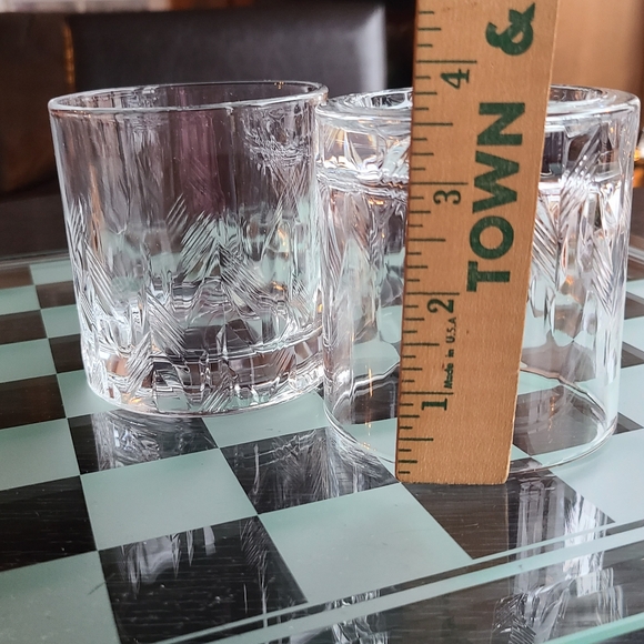 Whiskey glasses for sale 2 total - Picture 6 of 7